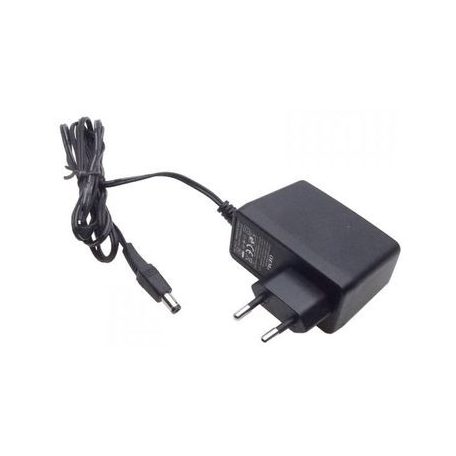 Stabilizált kapcsolóüzemű tápegység 9V 1A 5,5x2,1mm