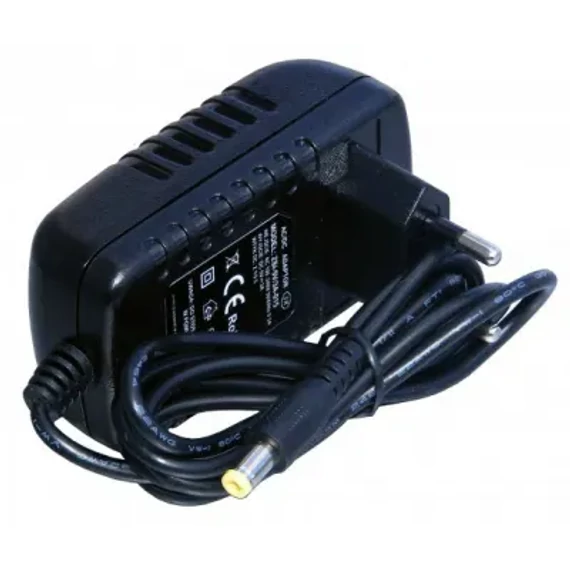 58589a Stabilizált kapcsolóüzemű tápegység 5V 3A 5,5x2,1mm