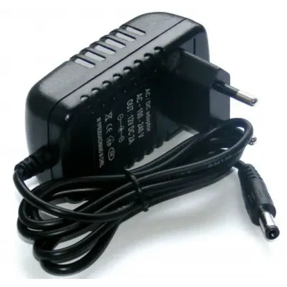 Stabilizált kapcsolóüzemű tápegység 12V 2A 5,5x2,1mm